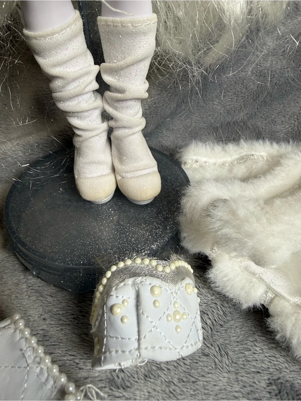 Shadow High Natasha Zima Doll – White Grayscale Fashion Doll